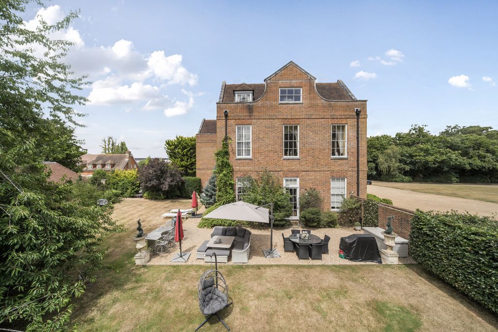 Property photo 1 of 26 1324759-3-68765F4...