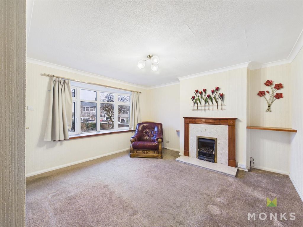 Property photo 2 of 13 Cam01420G0-Pr0851-Still007.Jpg