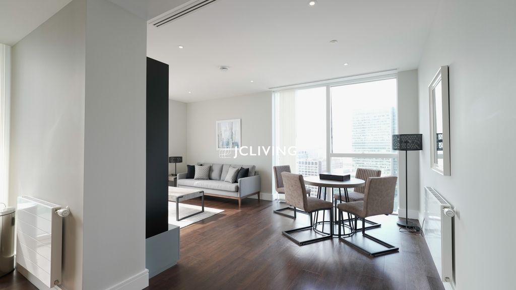 Property photo 1 of 21 Maine Tower, 9 Harbour Way London E14