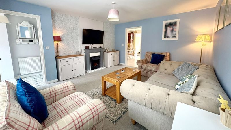 Property photo 3 of 17 Photo 2