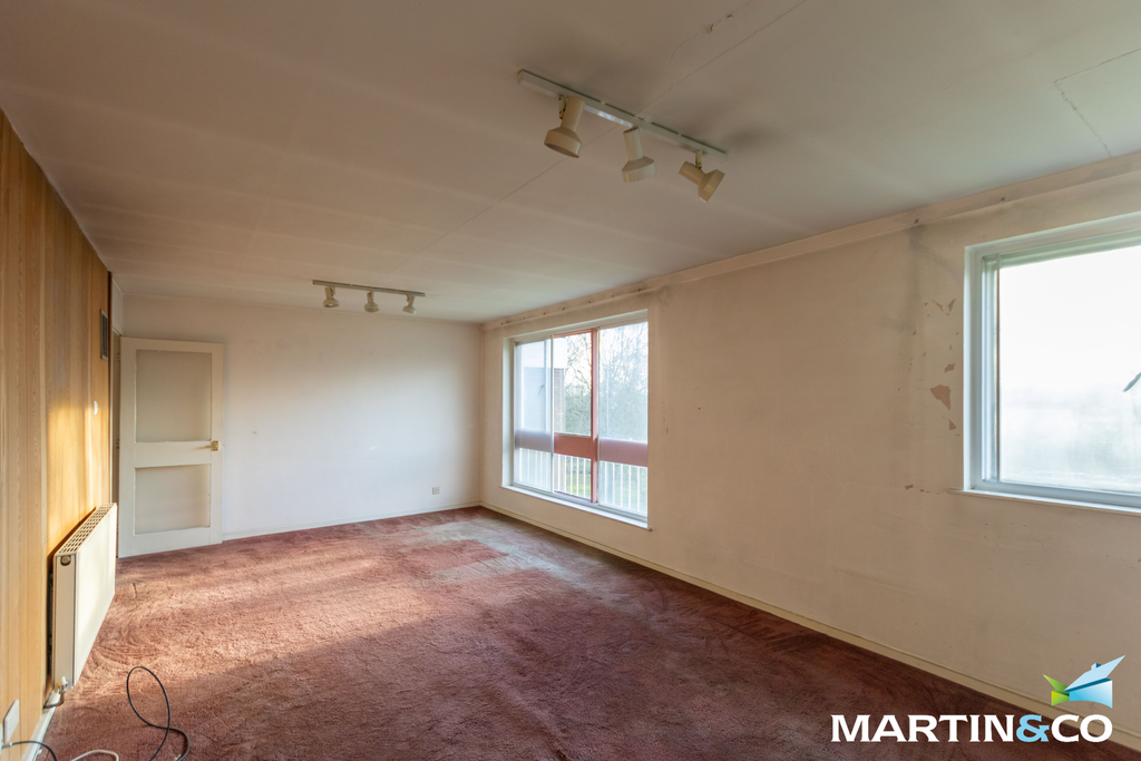 Property photo 3 of 11 Picture7