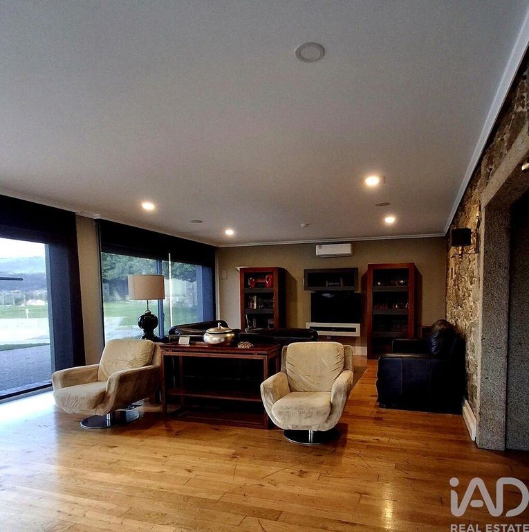 Property photo 1 of 26