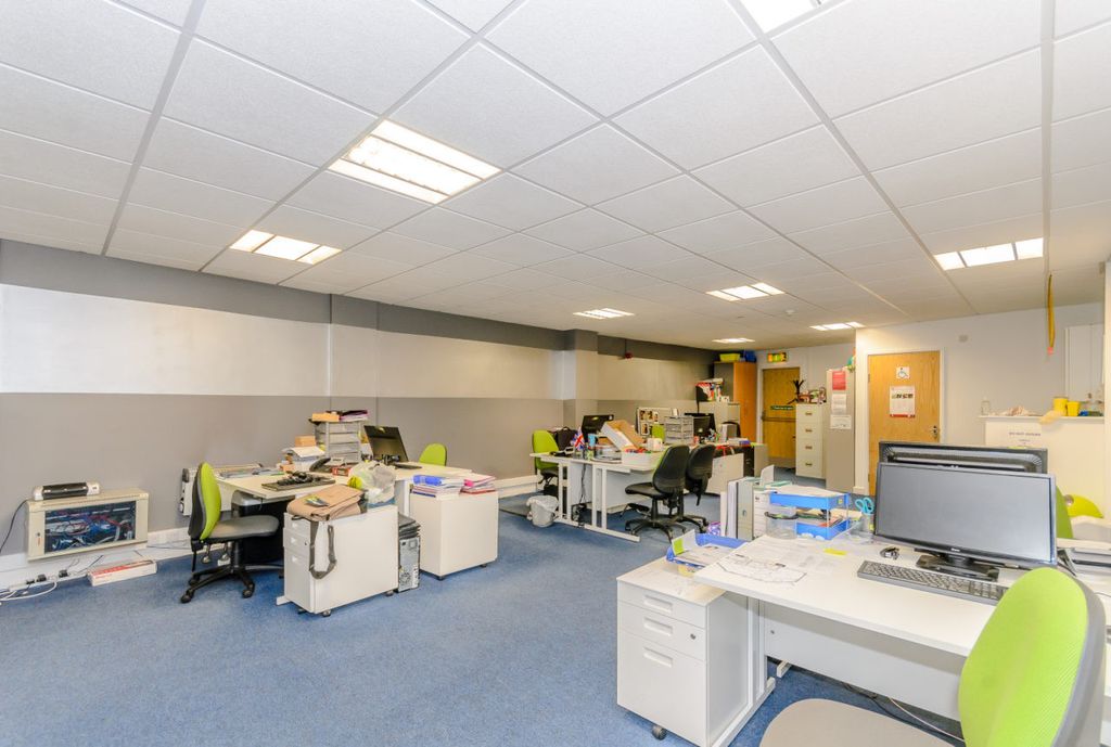 Property photo 3 of 3