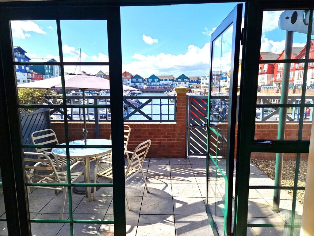 Property photo 3 of 16