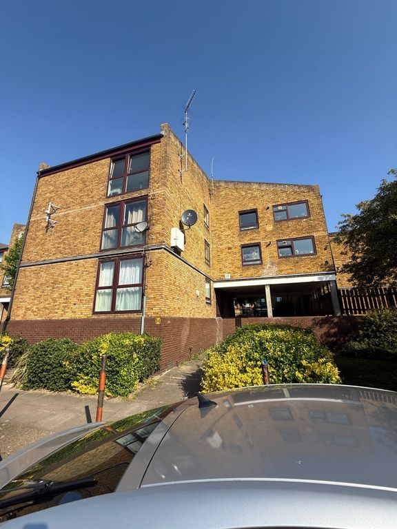 Property photo 2 of 10