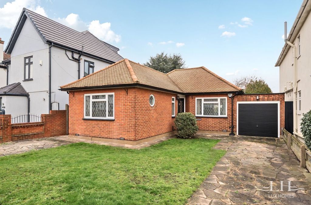 Property photo 1 of 22
