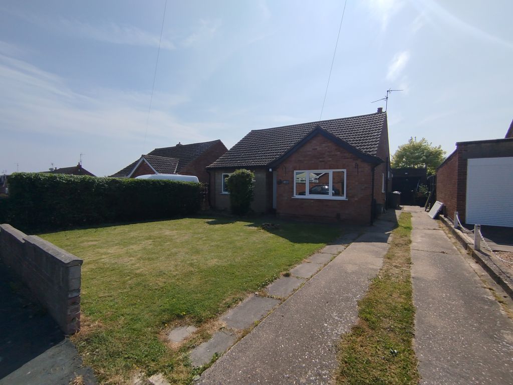 Property photo 1 of 10 3 Bed Bungalow To Rent