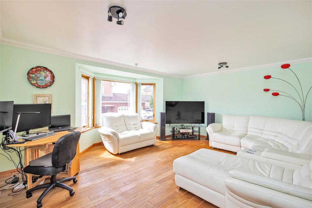 Property photo 2 of 24