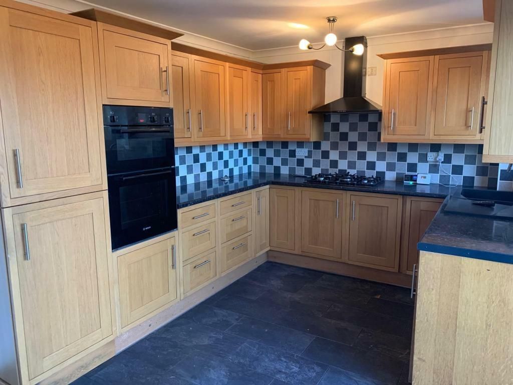 Property photo 2 of 3