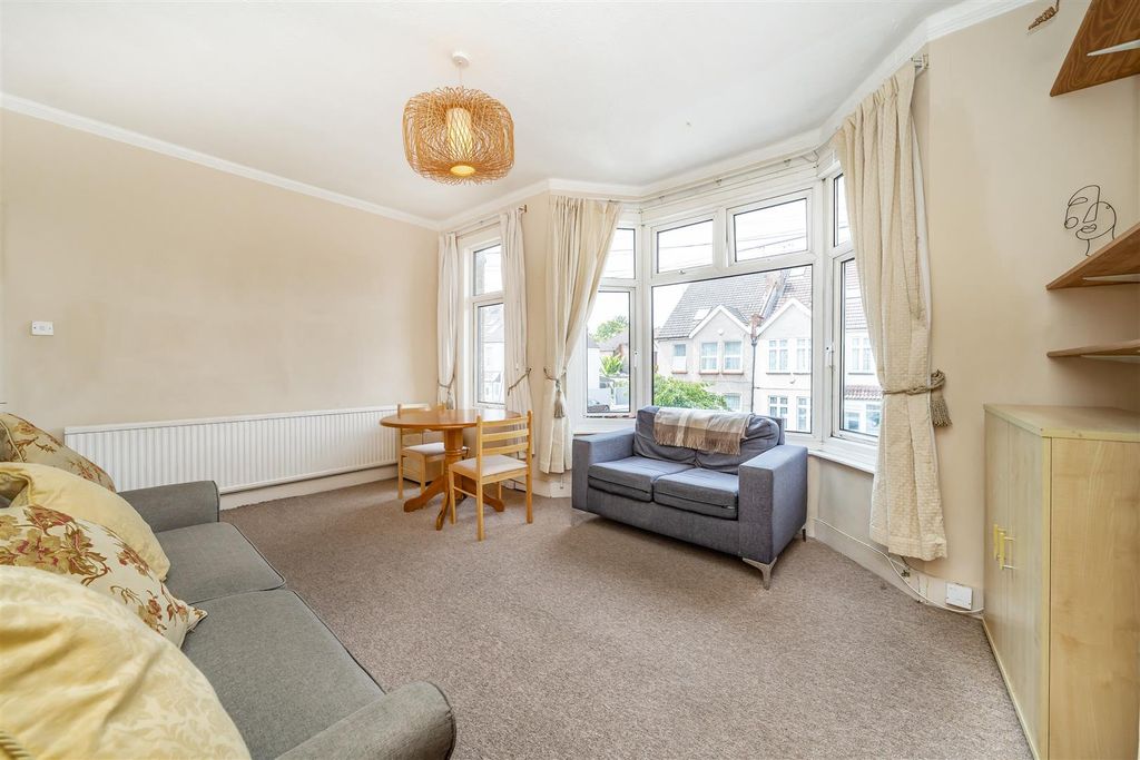 Property photo 3 of 8 _Agp0974.Jpg