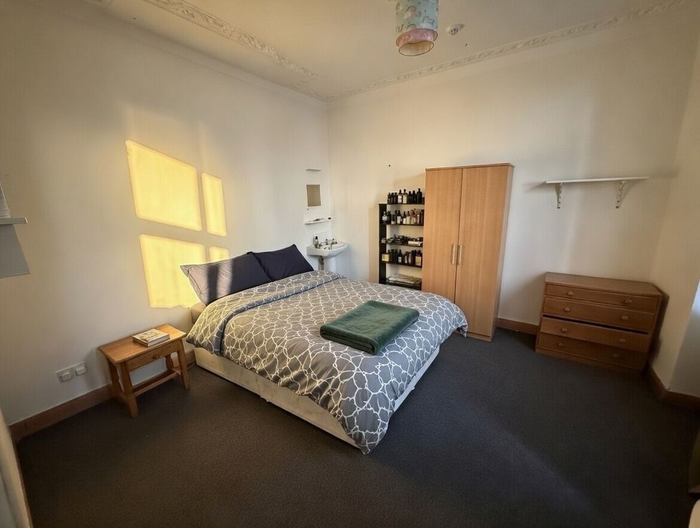 Property photo 2 of 13 Images