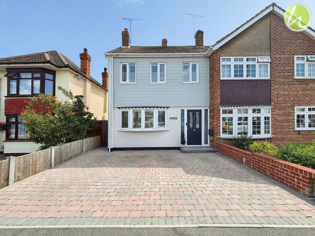Property photo 1 of 27