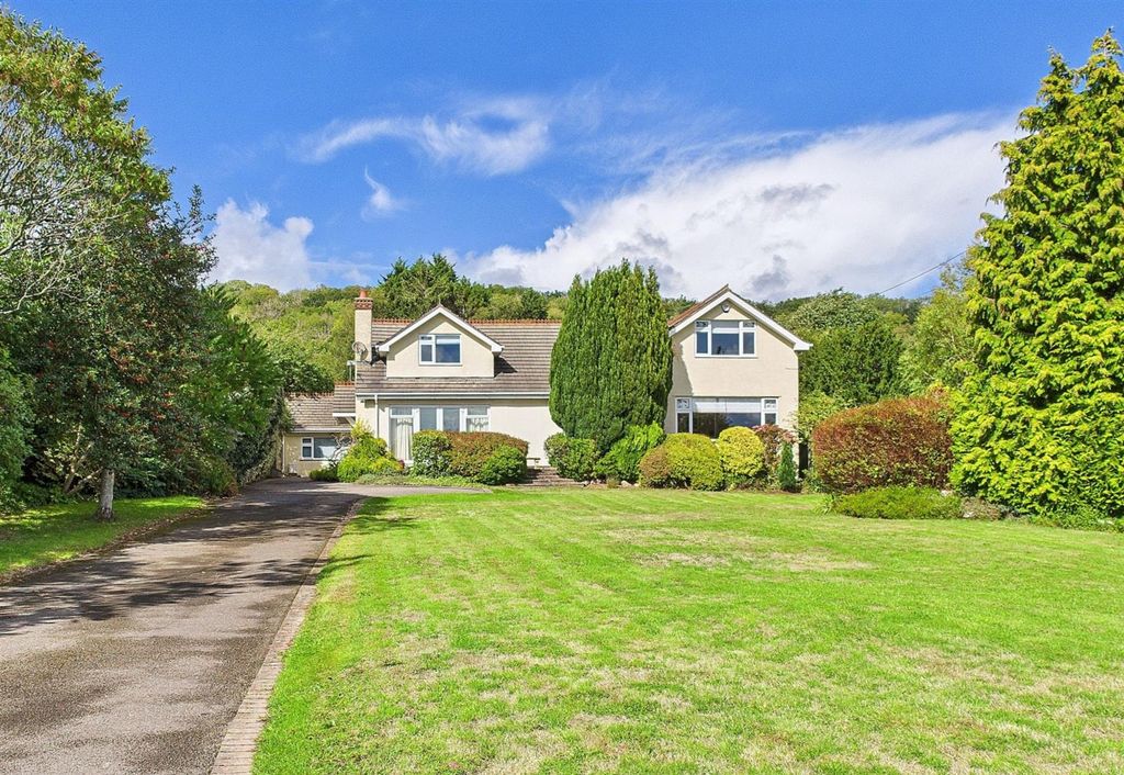 Property photo 1 of 25