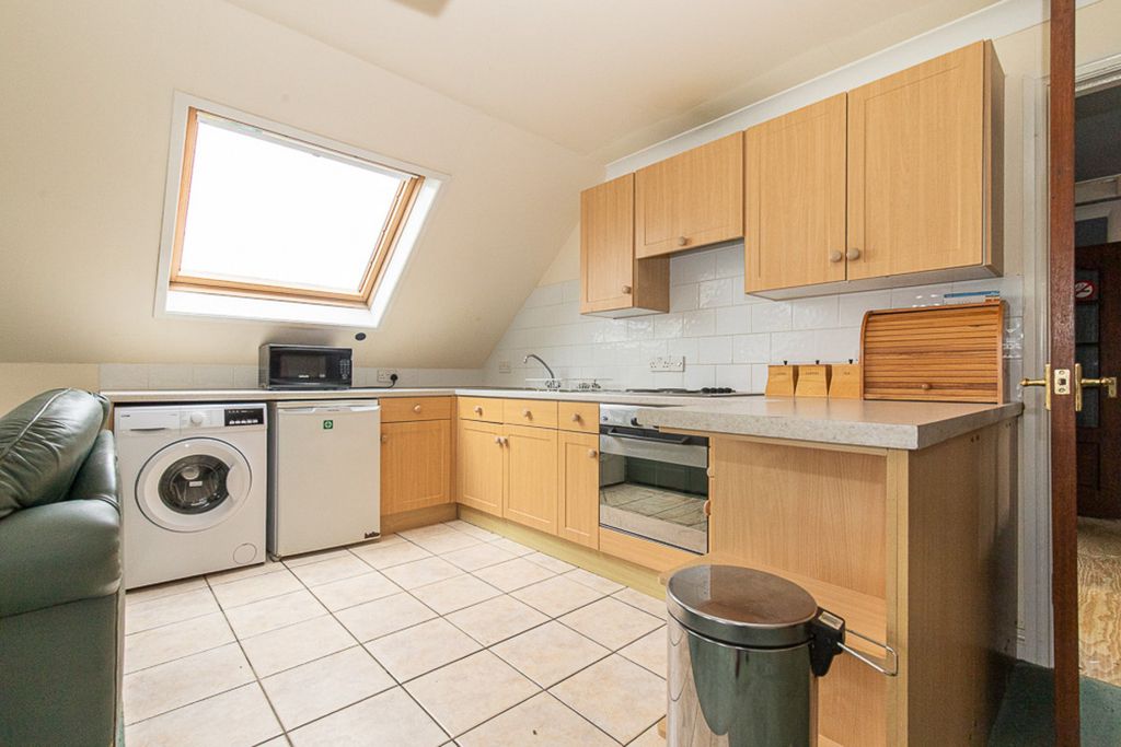 Additional image 8 of 3 bed flat to rentBarregarrow, Isle Of Man, 1 IM6