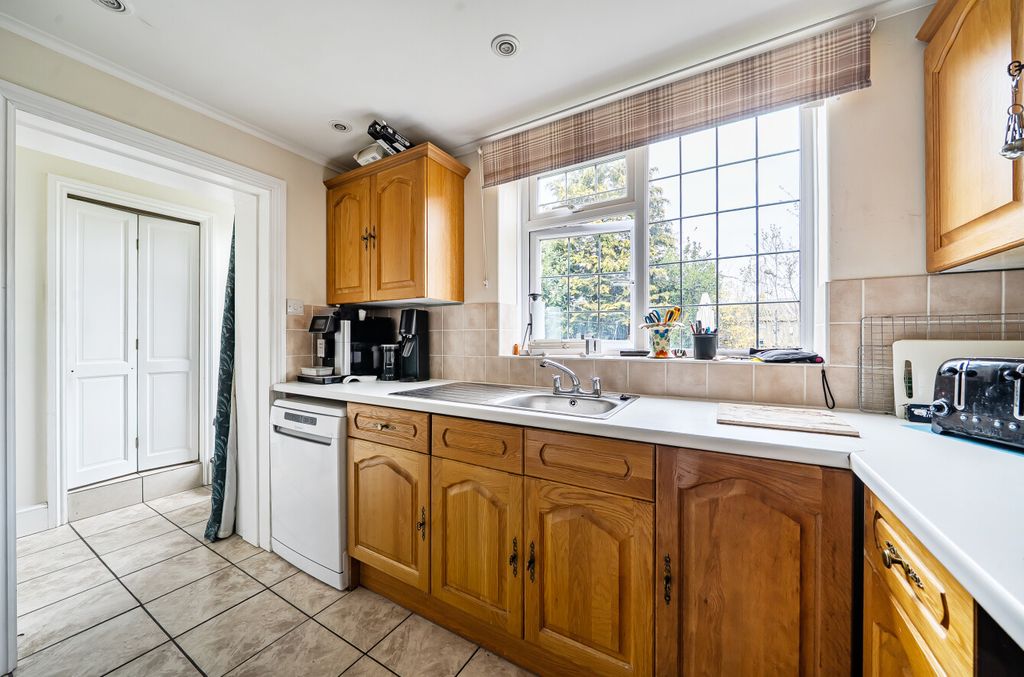 Property photo 2 of 12 1438704669cd4Ef8c7042