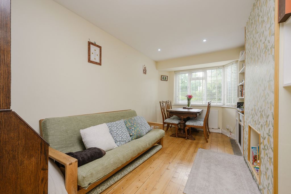 Property photo 3 of 8 Picture No. 02