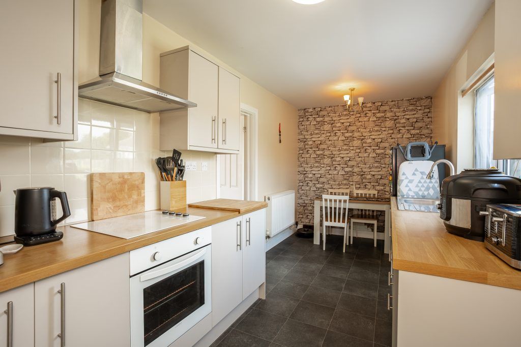Property photo 2 of 26