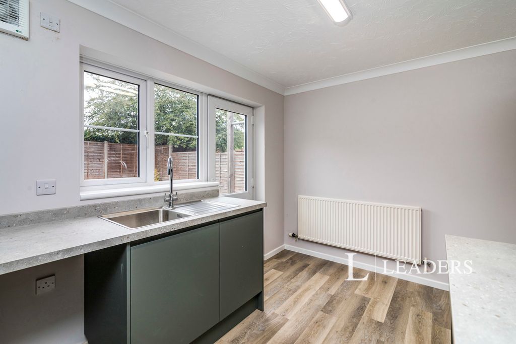 Property photo 3 of 10 Pbox-Img.Jpg