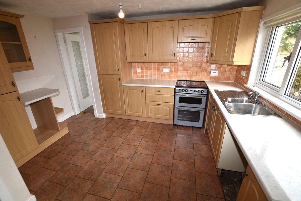 Property photo 3 of 22