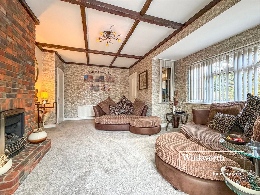 Property photo 3 of 22 Picture No. 05