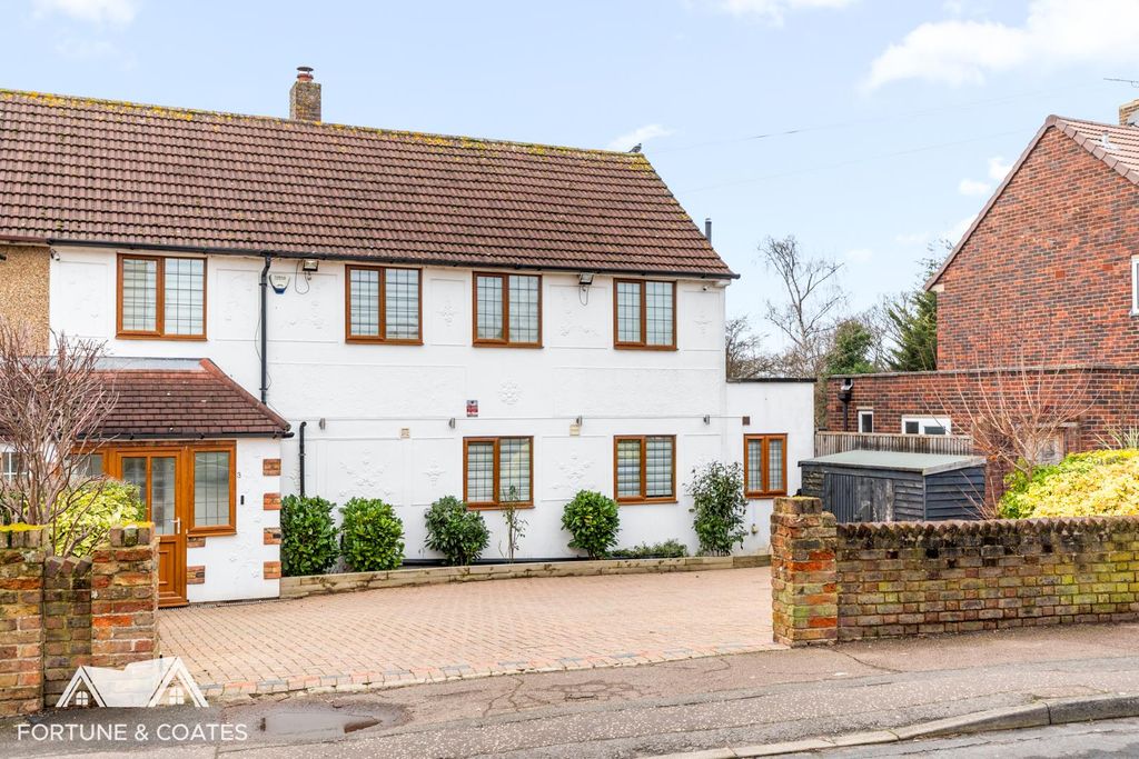 Property photo 1 of 33 Quendondrive_34.Jpg