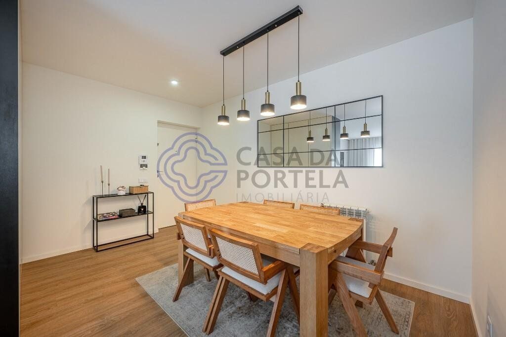 Property photo 3 of 50