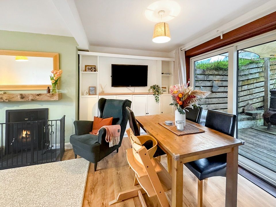 Property photo 3 of 23