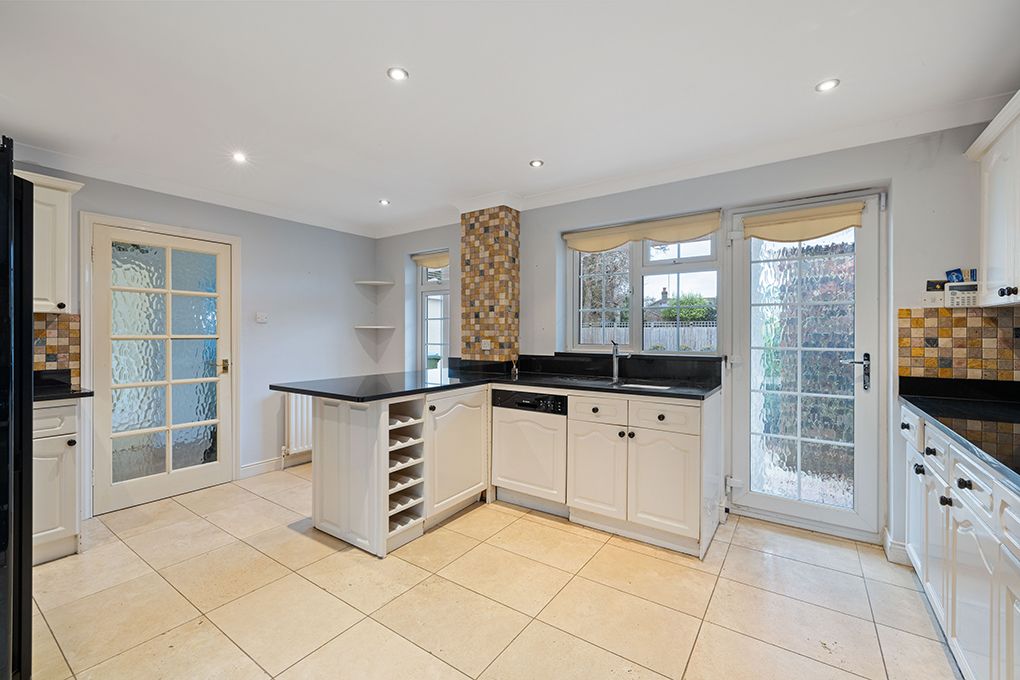 Property photo 3 of 14