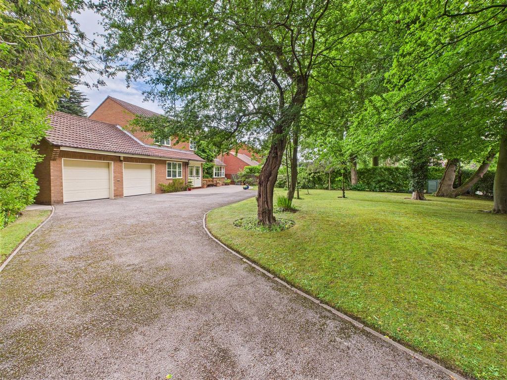 Property photo 2 of 18 Introduction