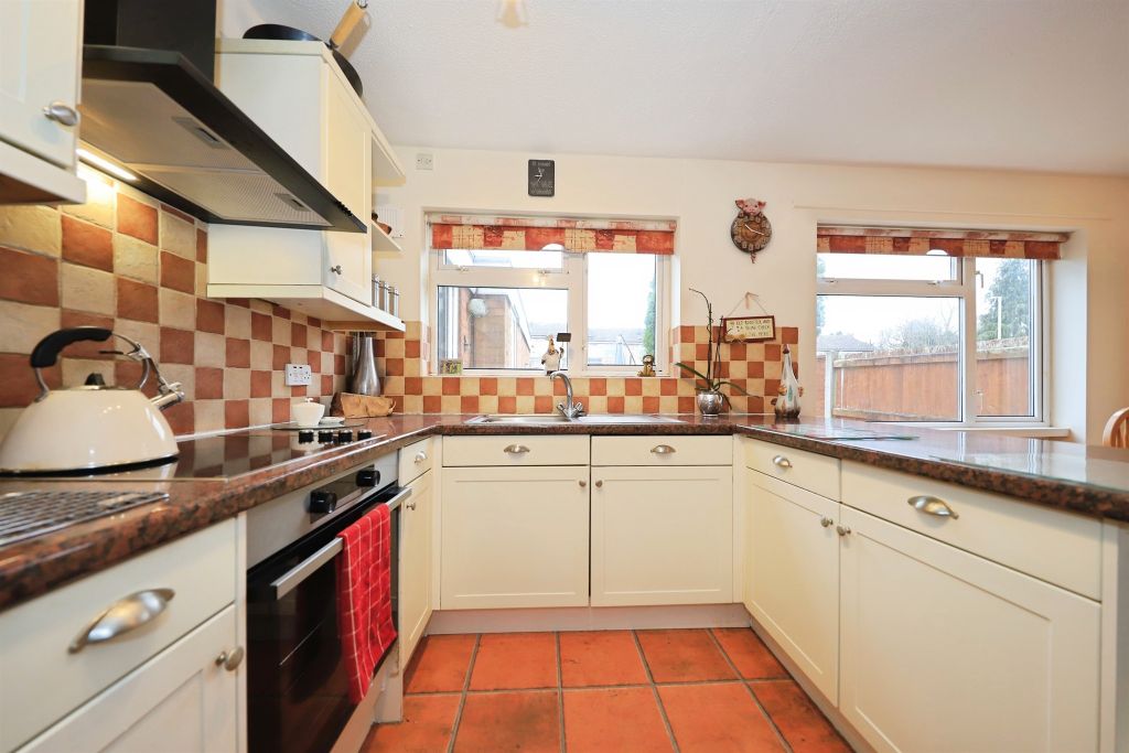 Property photo 3 of 17