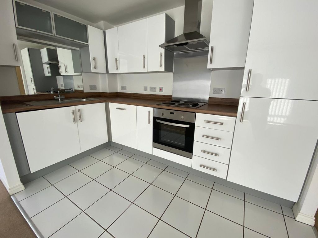 Property photo 2 of 11 Image