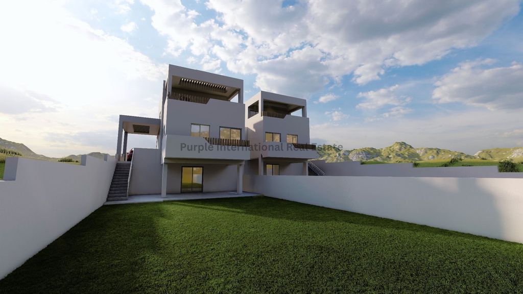 Property photo 3 of 3