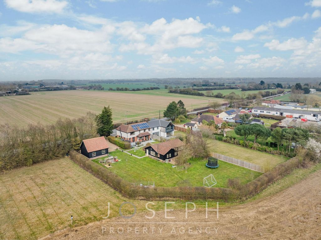 Property photo 1 of 42