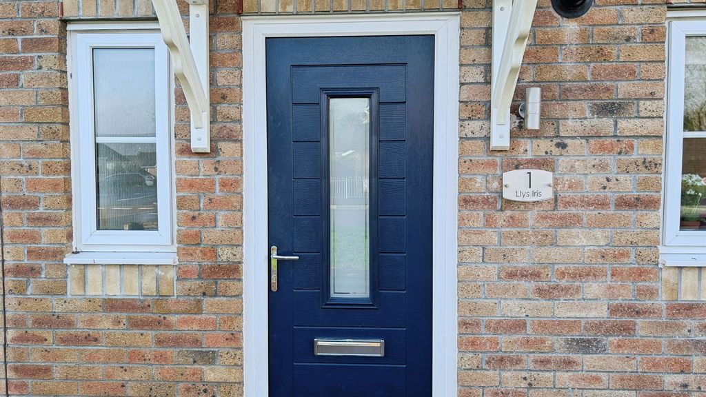 Property photo 3 of 19