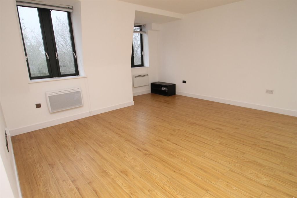 Property photo 3 of 6 Img_9834.Jpg