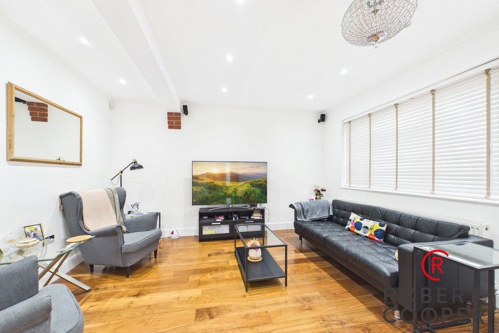 Property photo 2 of 16 Picture No. 03