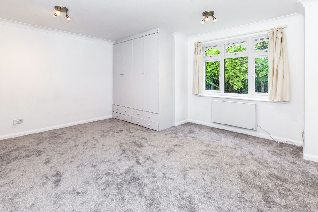 Property photo 1 of 5 1