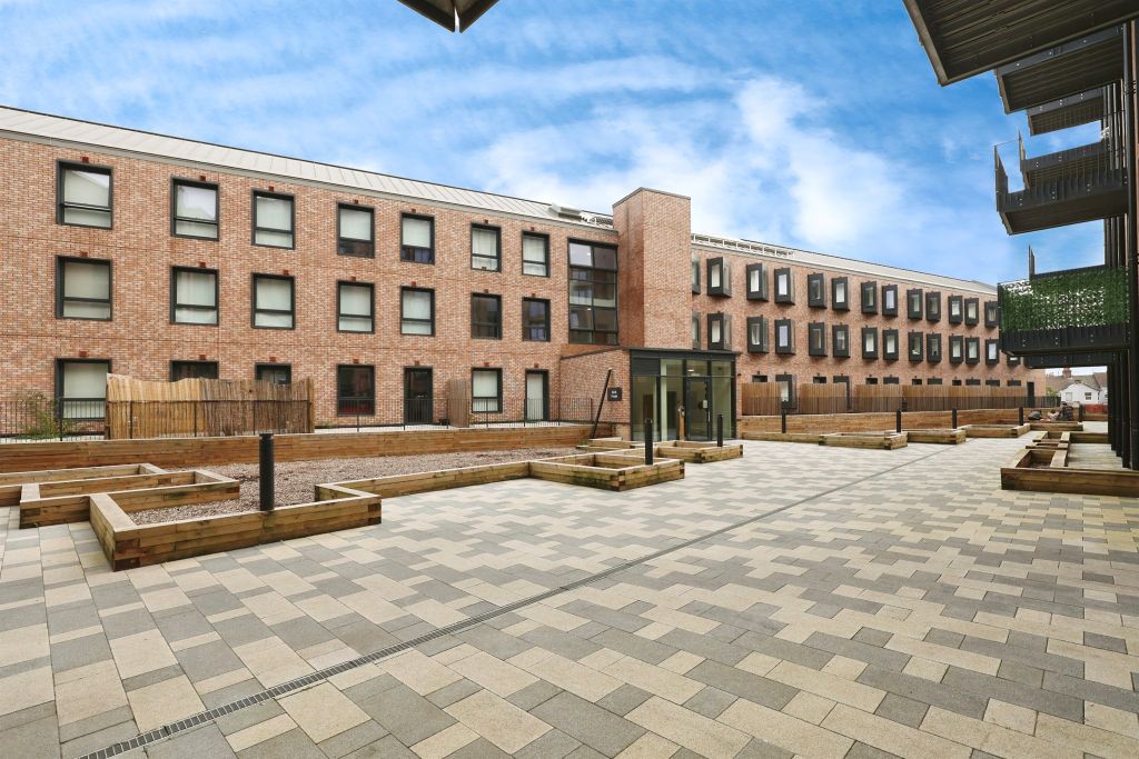 Property photo 3 of 7