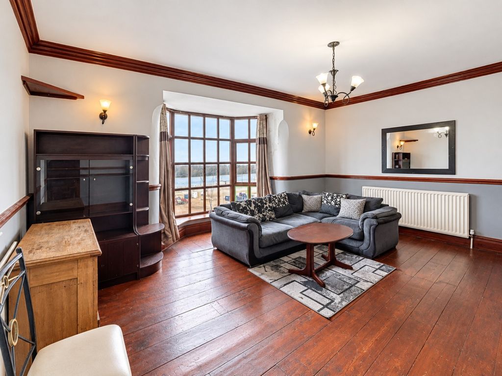 Property photo 2 of 18 4992713