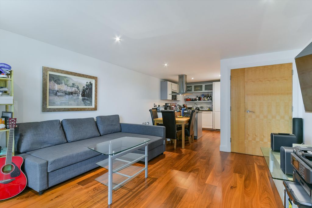 Property photo 1 of 10 Image