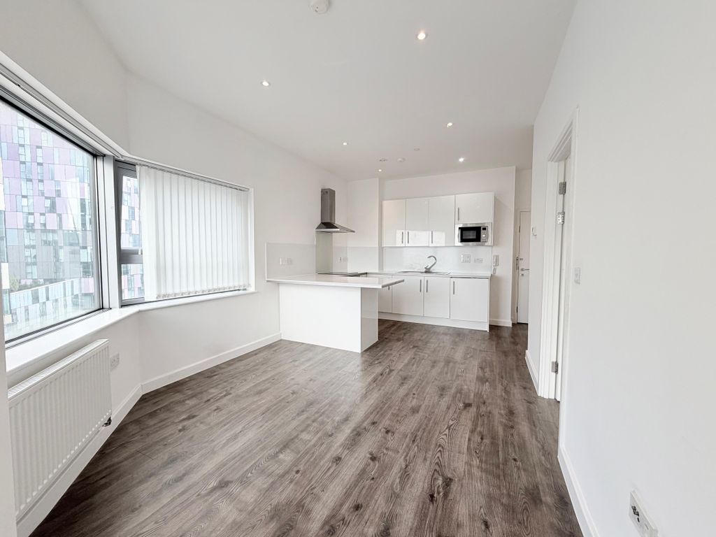 Property photo 2 of 10 Open Plan Living