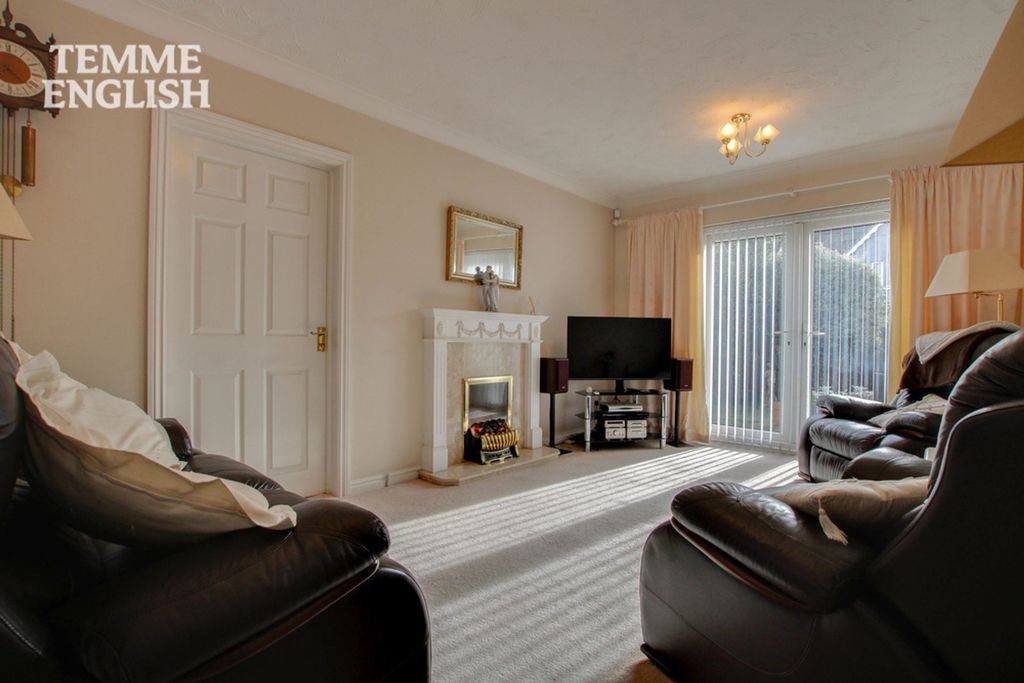 Property photo 2 of 30