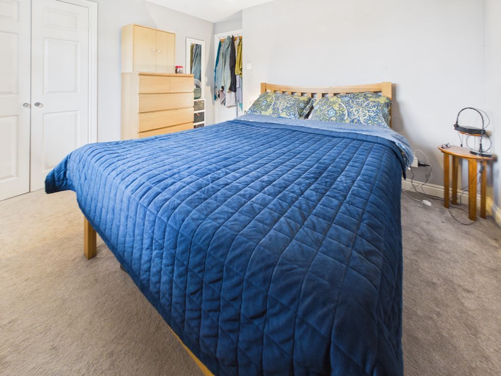 Property photo 3 of 13 Bedroom