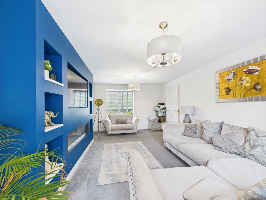 Property photo 3 of 24