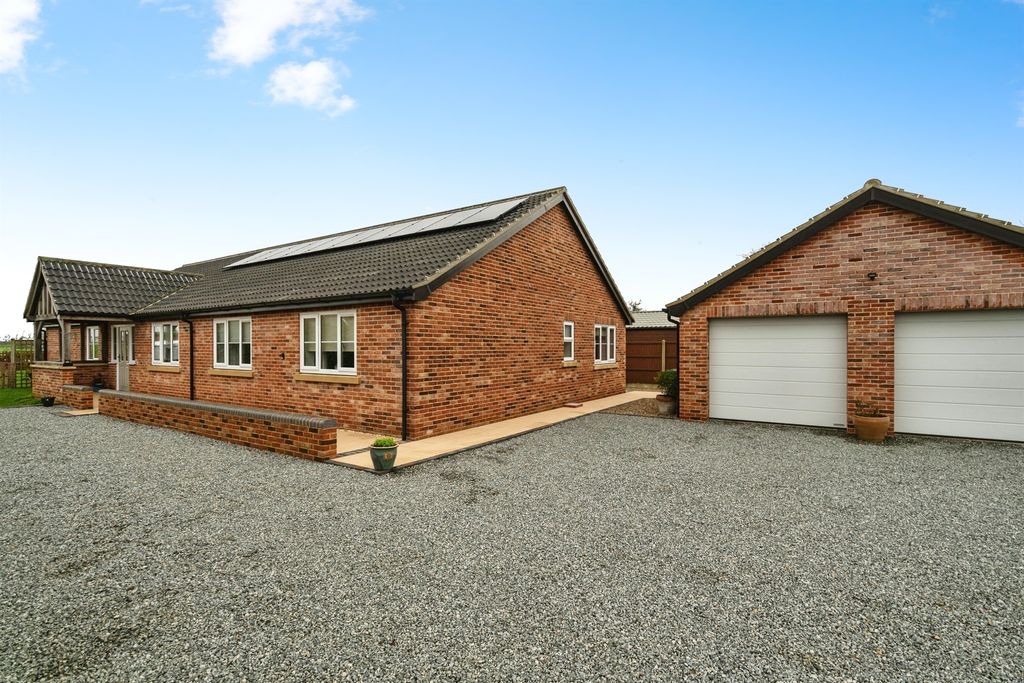 Property photo 1 of 20