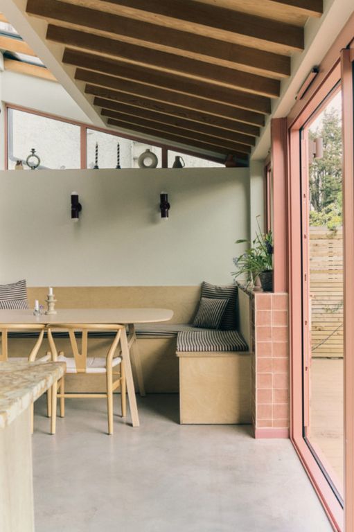 Property photo 3 of 42