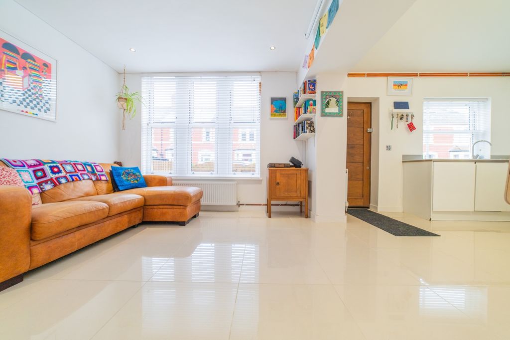 Additional image 4 of 2 bed end terrace house for saleFairfield Avenue, Canton CF5