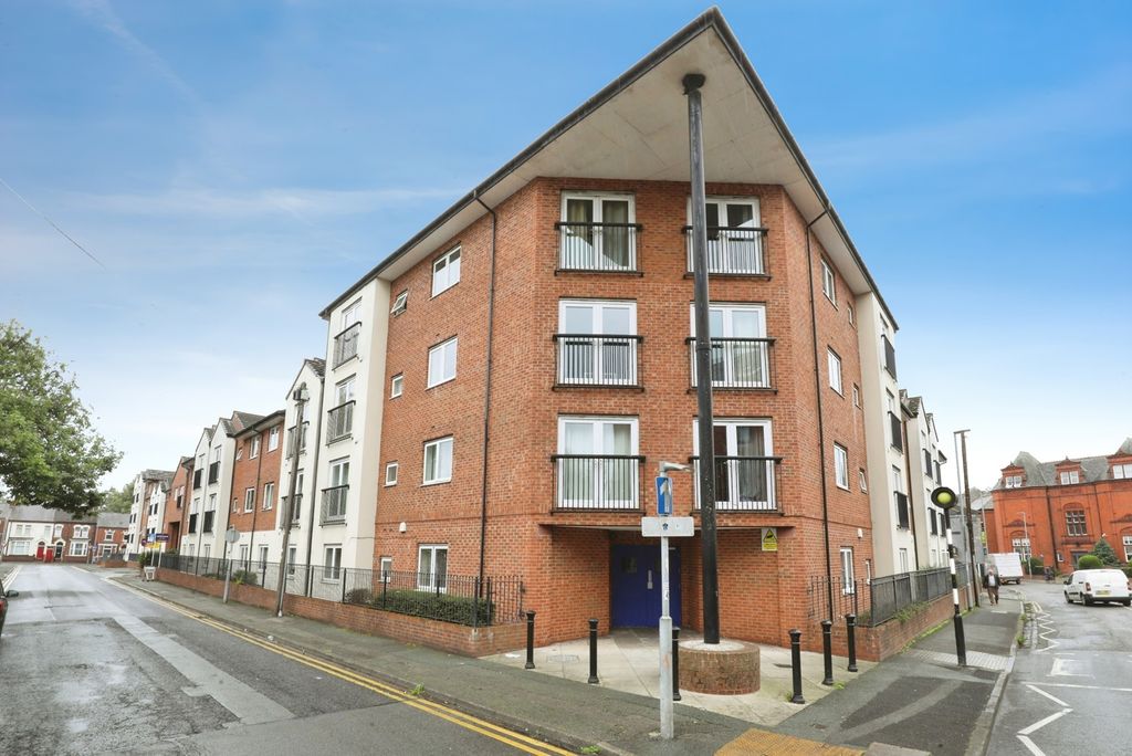 Property photo 1 of 15 Pbox-Img.Jpg