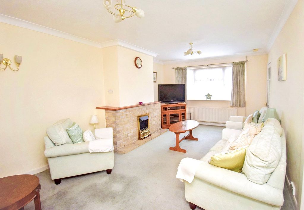 Property photo 3 of 23