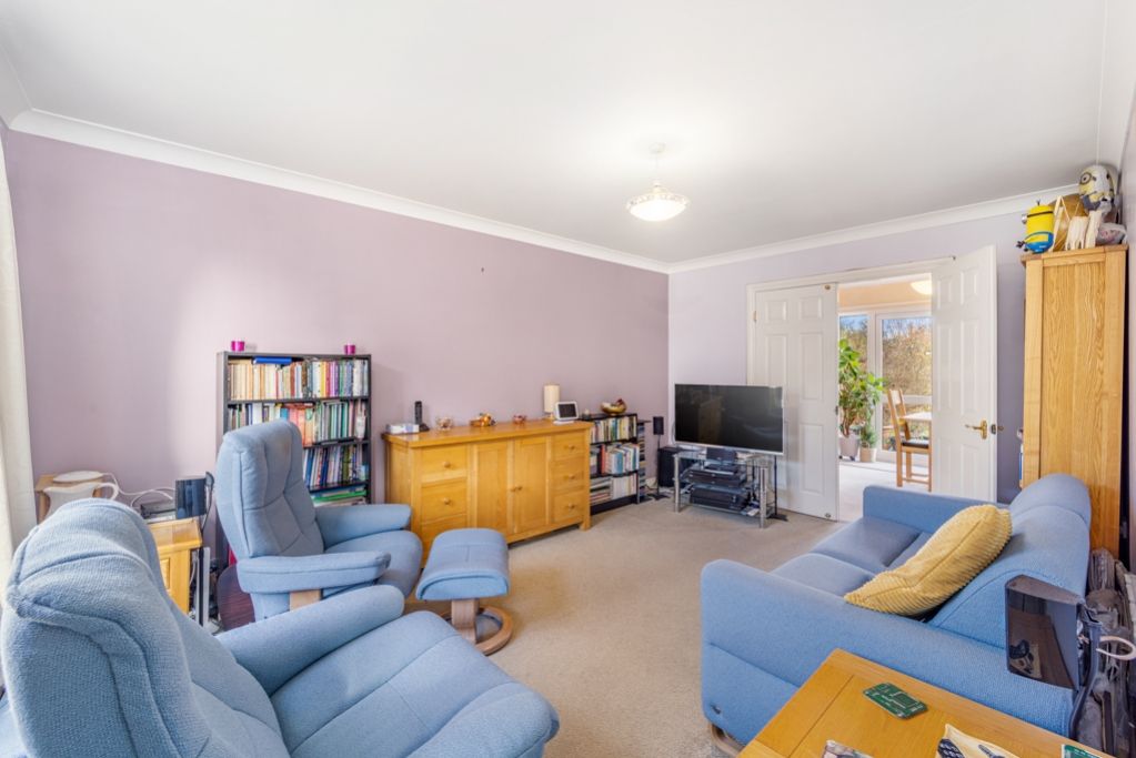 Property photo 2 of 30 10 Edison Way (Wyberton)-15